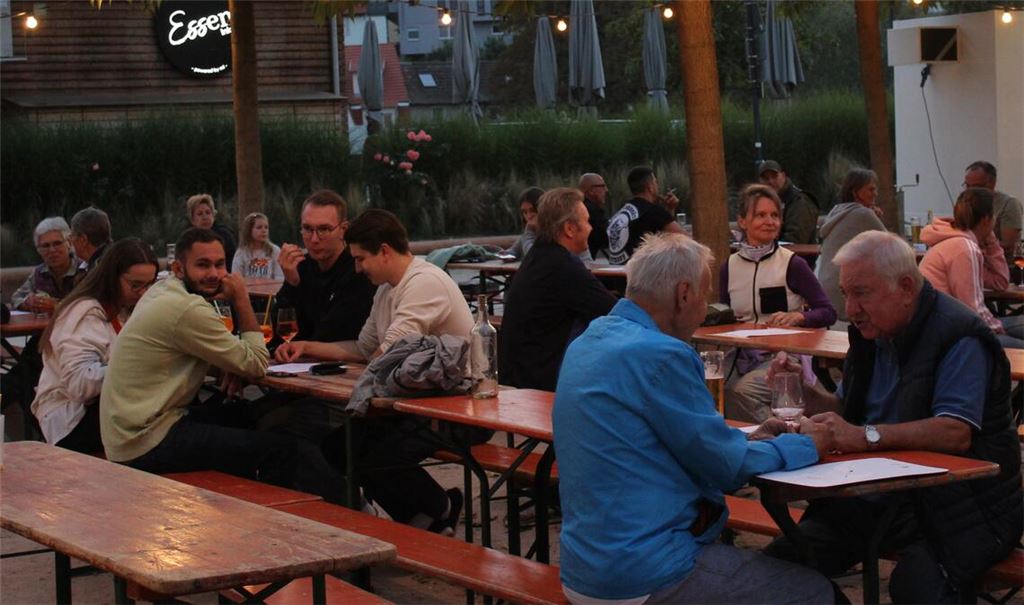 MV-Jugend organisiert gemütlichen Sommerausklang in den Enzgärten. Foto: Gießler