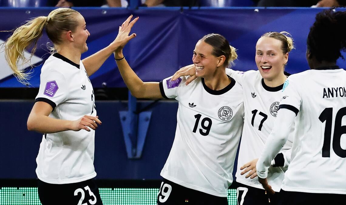 Mal wieder bei einer WM jubeln: Das ist das Ziel der deutschen Fußballerinnen. (Archivbild)