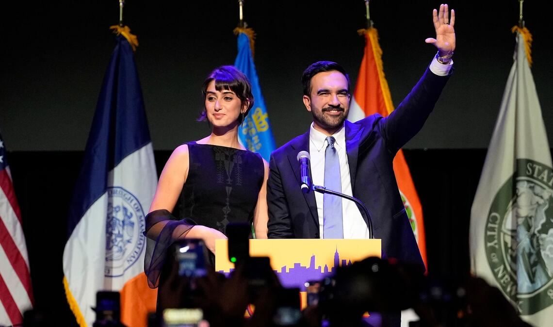 Mamdani mit seiner Ehefrau, der Künstlerin Rama Duwaji.