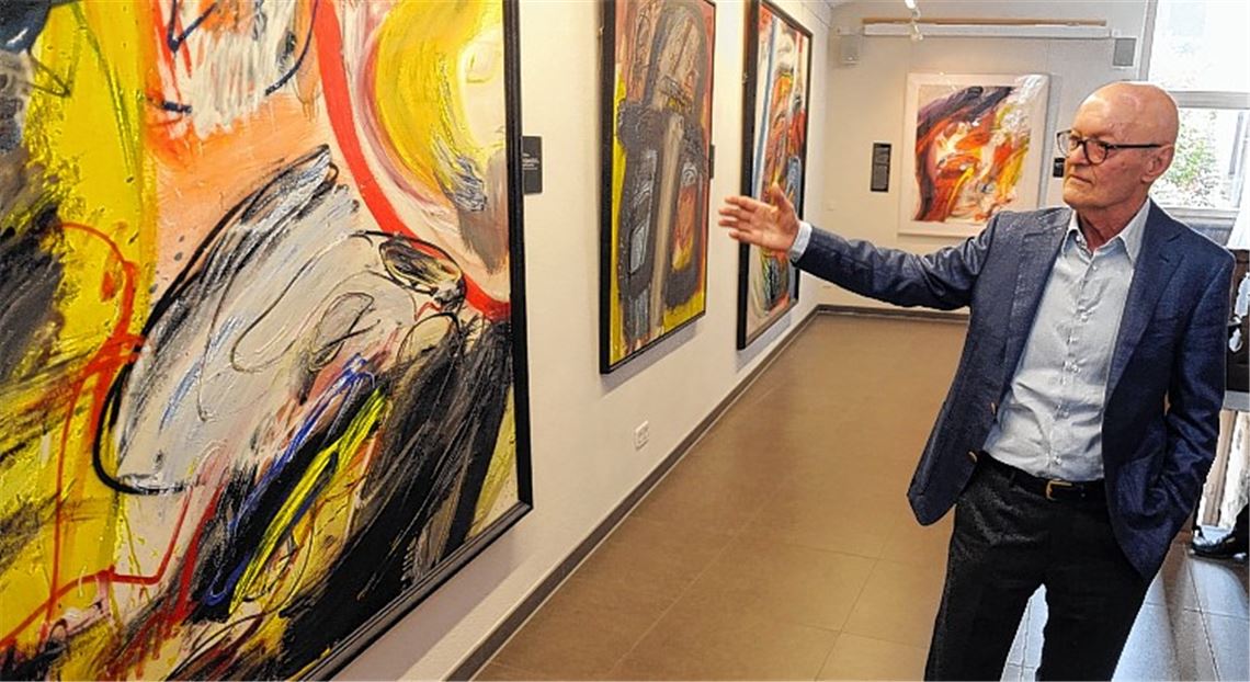 Zwischen Farbrausch und Regimekritik