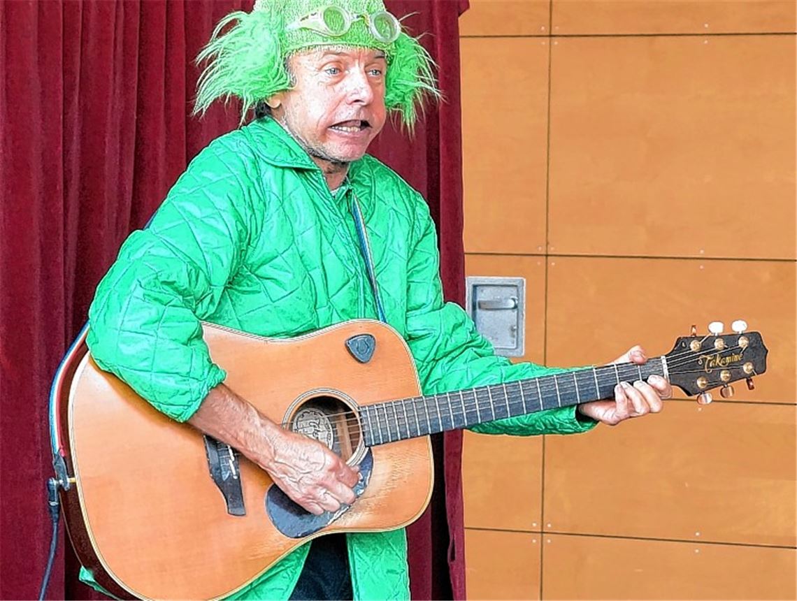 Sängerwettstreit der Tiere in Lienzingen