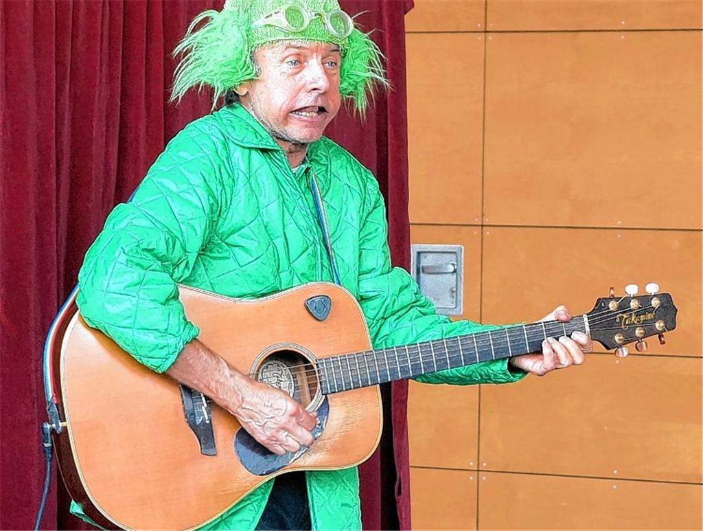 Sängerwettstreit der Tiere in Lienzingen