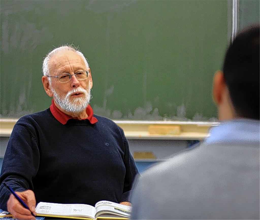 Manfred Läkemäker ist Lernbegleiter an der Ulrich-von-Dürrmenz-Schule.