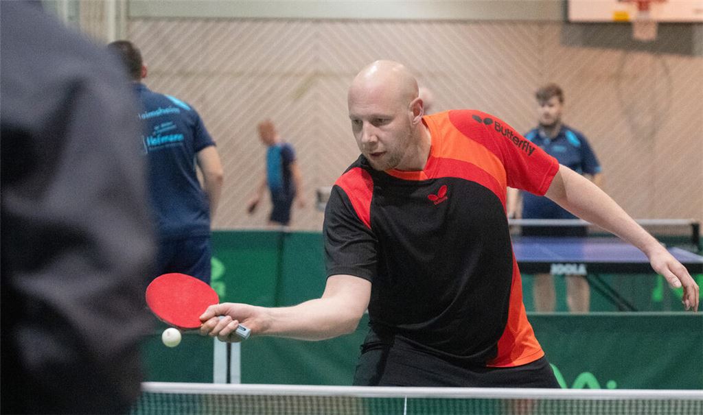 Marc Gienger (SG Iptingen/Großglattbach) holt beim Aktiventurnier mit Julian Schreder (SpVgg Mönsheim) den zweiten Platz. Foto: Fotomoment