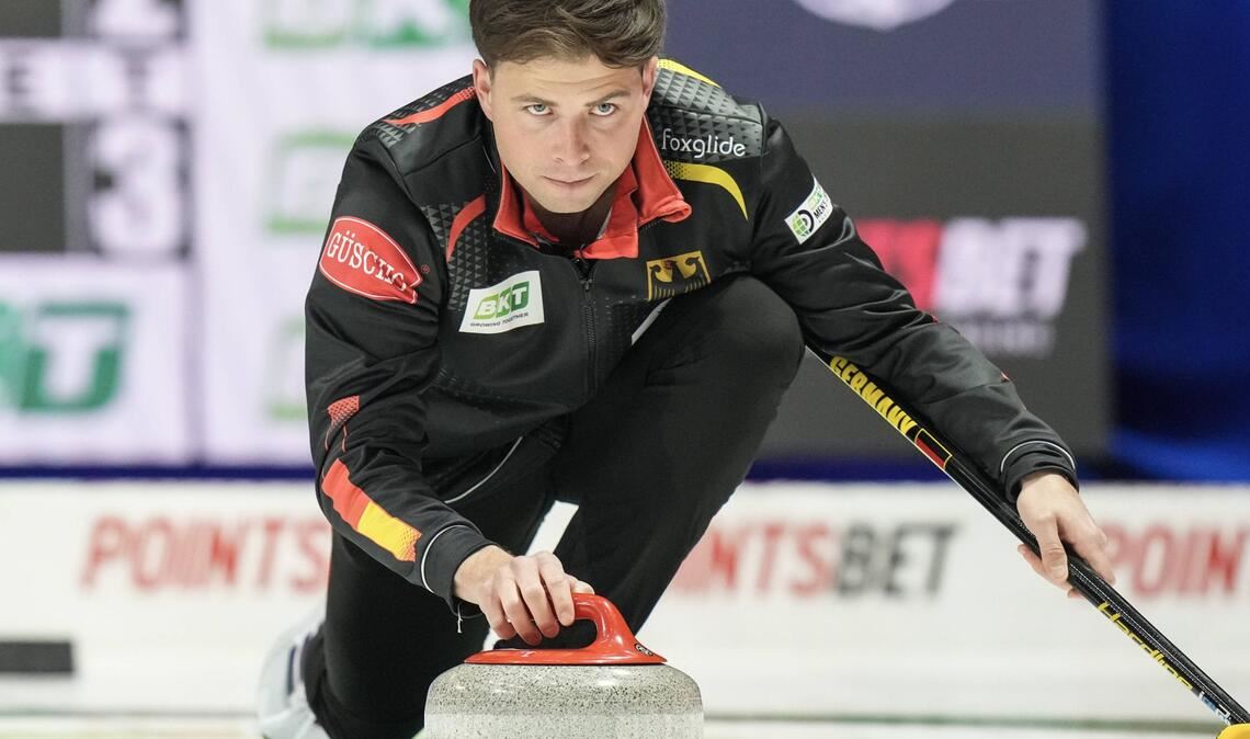 Marc Muskatewitz ist der Skip der deutschen Curling-Mannschaft.