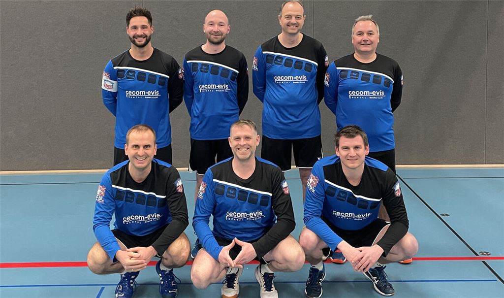 Marco Kühner, Jan Schmitzer, Michael Feix, Guido Höckele (hi., v.li.), Timo Haller, Daniel Haas und Markus Schweigert. Foto: privat