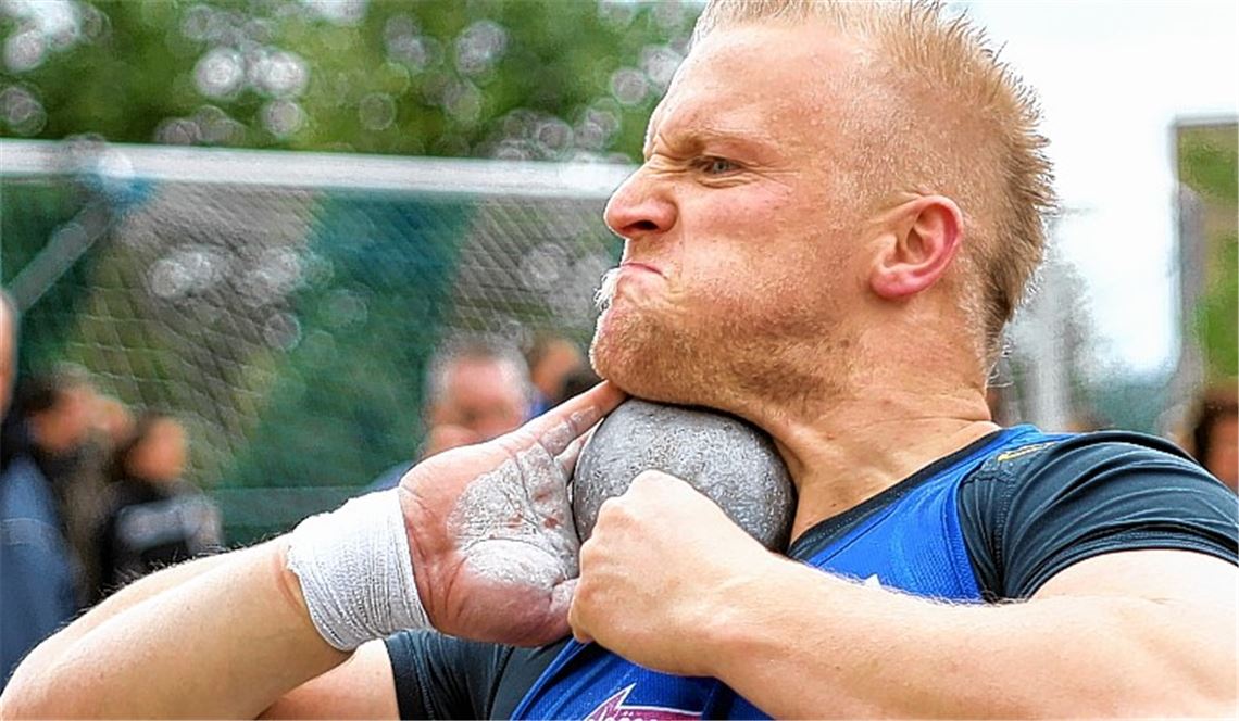 Marco Schmidt stößt 19,02 Meter. Foto: rub