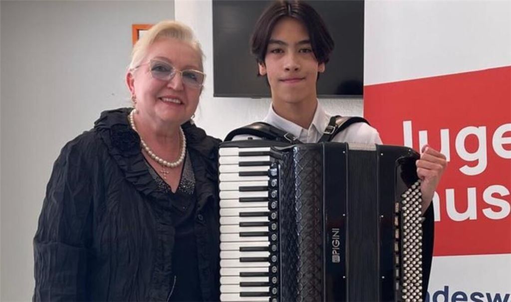 Margarete Glock mit Patrick Meier. Fotos: p