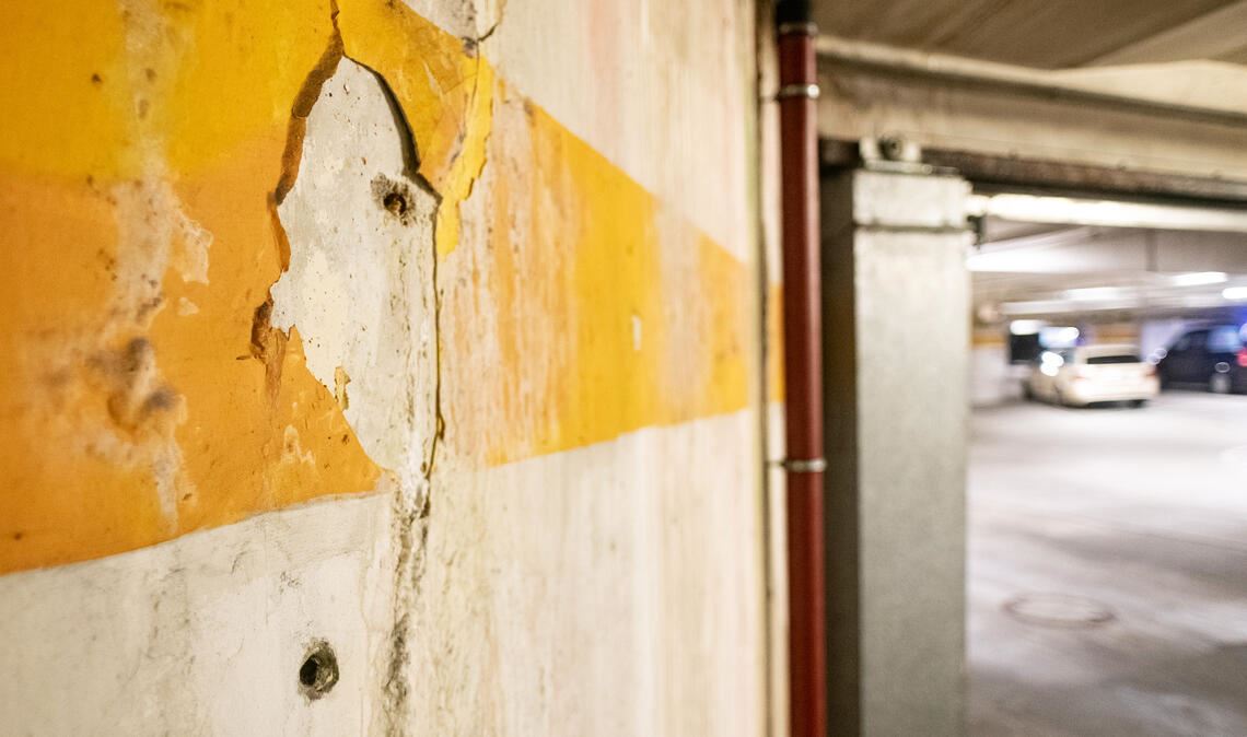 Marode: Die Tiefgarage Stadtmitte braucht zusätzliche Abstützungen. Symbolfoto: Archiv