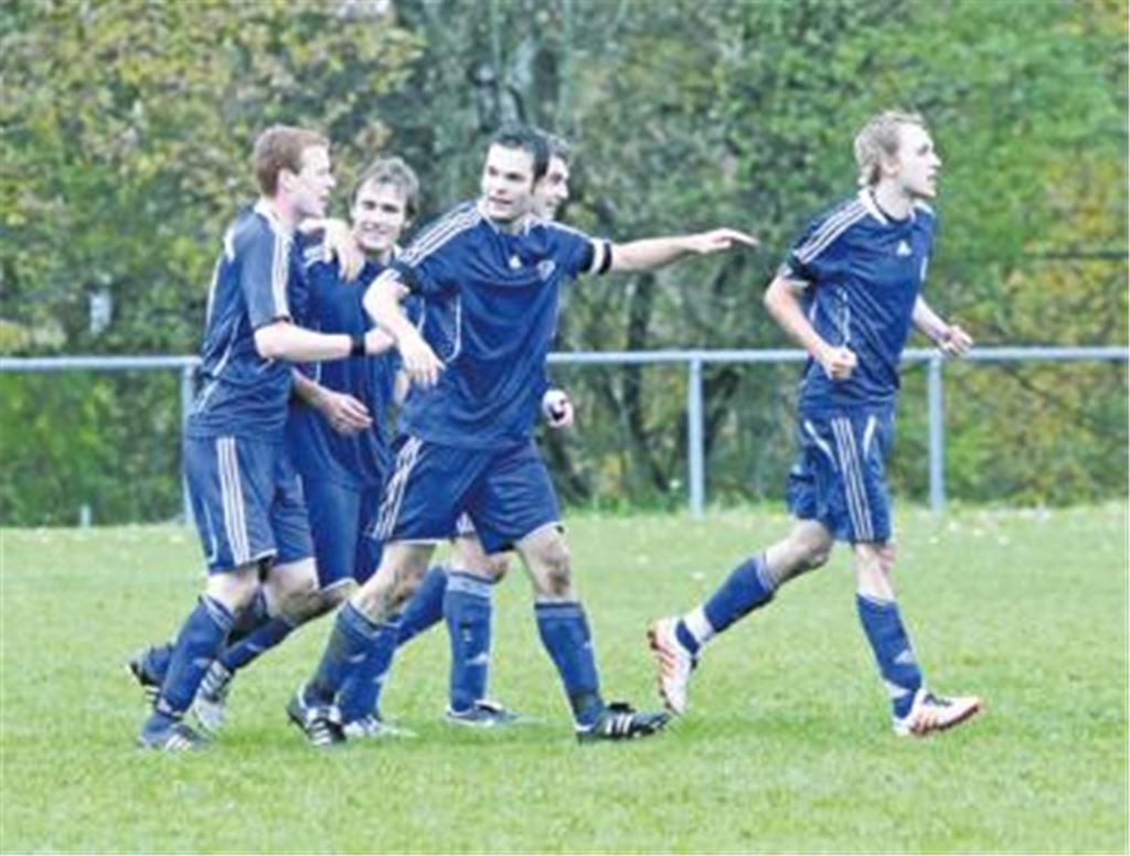 Marschiert der SV Illingen heute Abend erstmals ins Finale des Bezirkspokals? Und wenn ja, in welcher Aufstellung? Archivfoto: Eigner