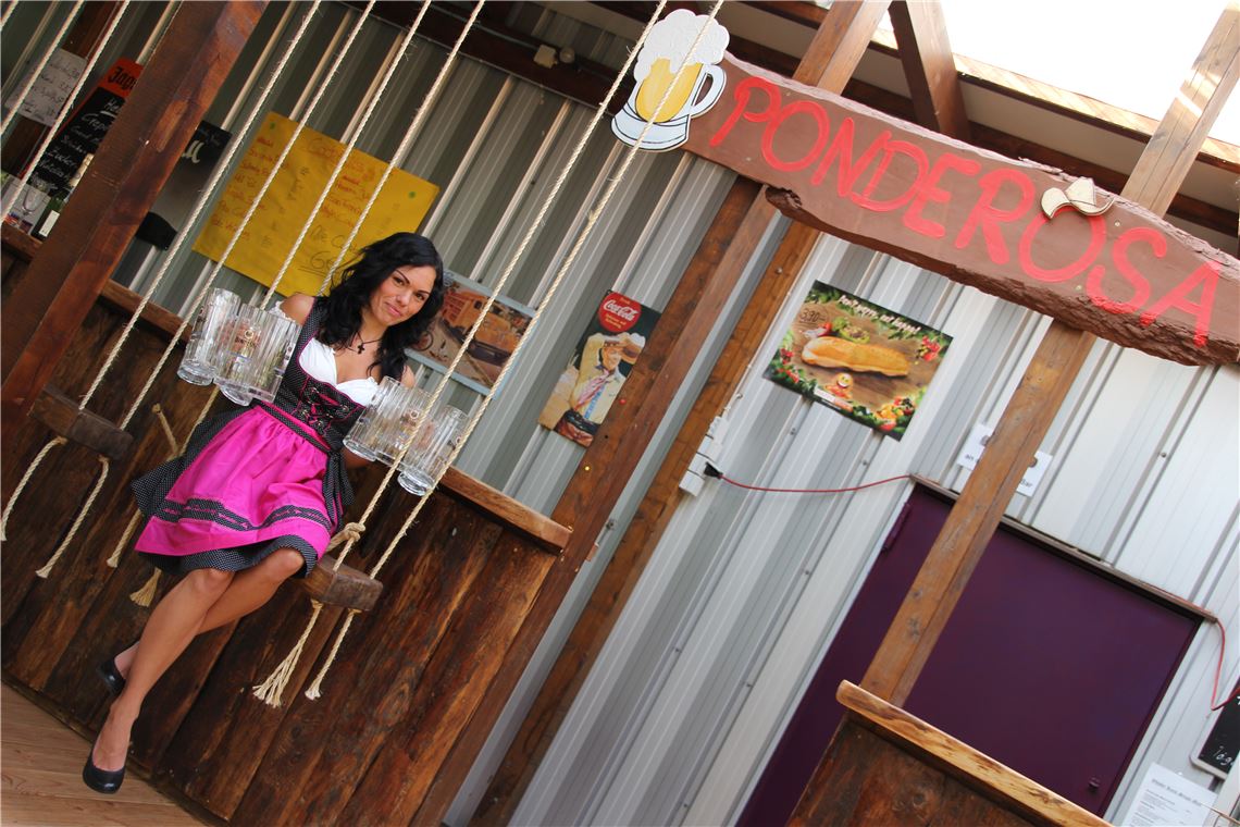 Maßkrugrennen im Musicpark Live in Maulbronn. (Foto: Recken)