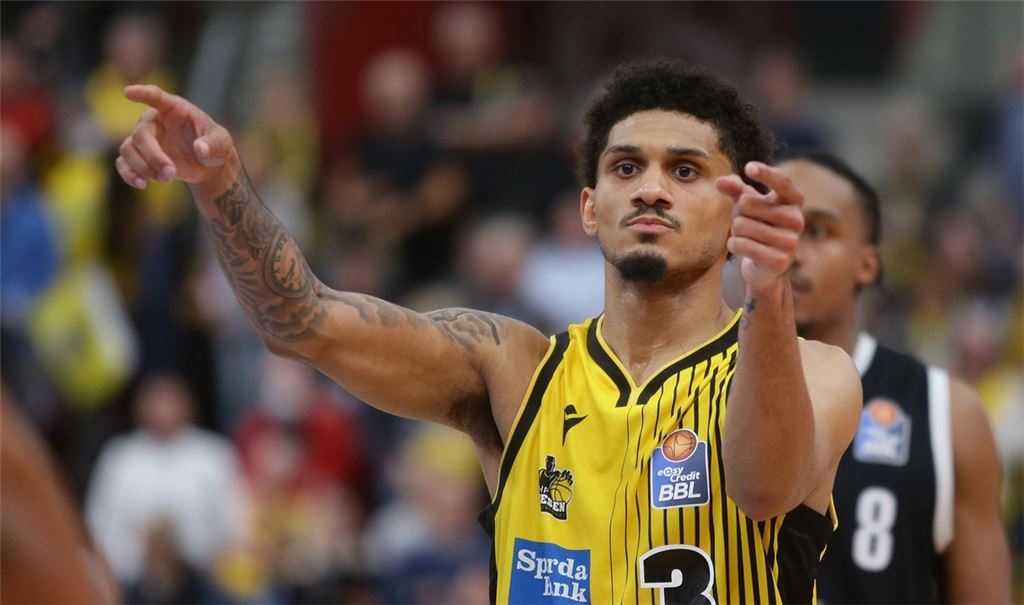 Matchwinner Prentiss Hubb