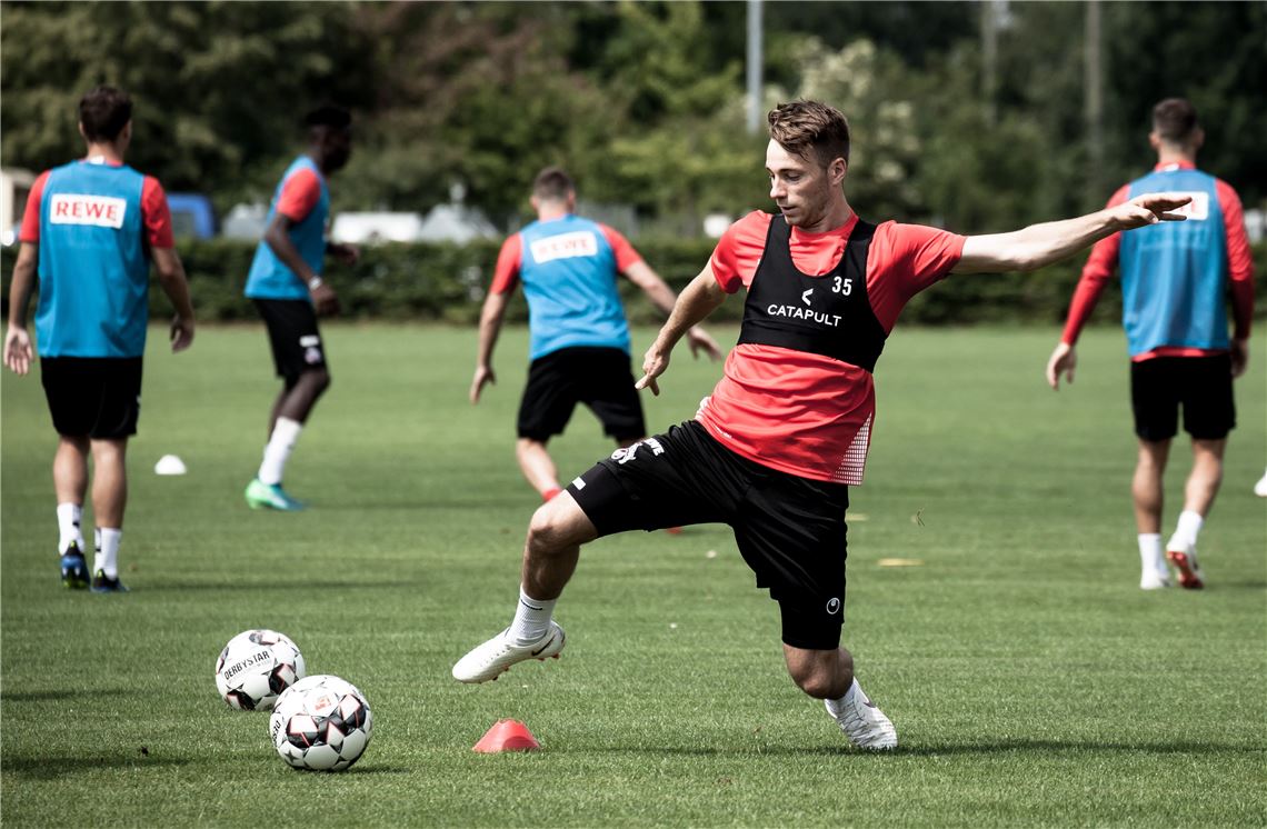 910_0008_158709_sil_Matthias_Bader_50_