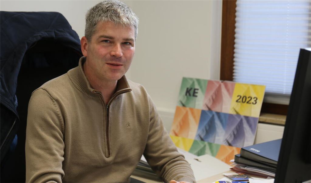 Matthias Enz, Bürgermeister von Wiernsheim: „Ja, Sie haben richtig gehört, wir haben hier in den Vorschlag zu diesem juristischen Vergleich eingewilligt, aber ihn nicht beantragt, denn der juristische Vergleich war ein Vorschlag vom Anwalt der Gegenseite.“ Foto: Archiv