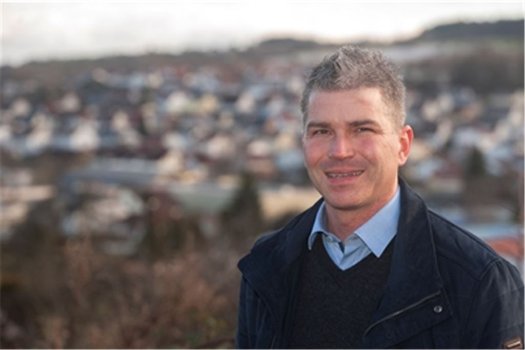 Matthias Enz will in Wiernsheim Bürgermeister werden. Foto: Fotomoment