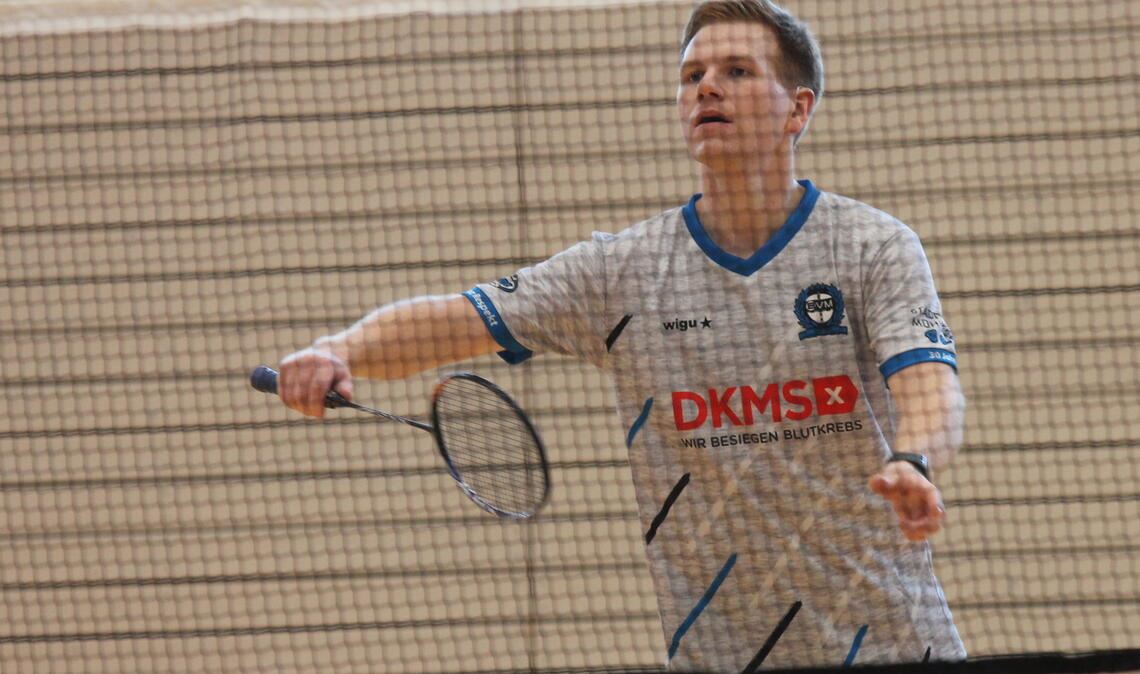 Matthias Kroll ist gegen den Verfolger im Einzel und Doppel erfolgreich. Foto: privat