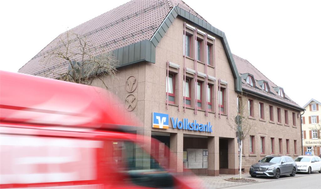 Maulbronn hat viel vor und braucht dafür viel Geld: Unter anderem ringt der Gemeinderat mit der Verwaltung um einen Sanierungsfahrplan für das Volksbank-Areal. Foto: Archiv