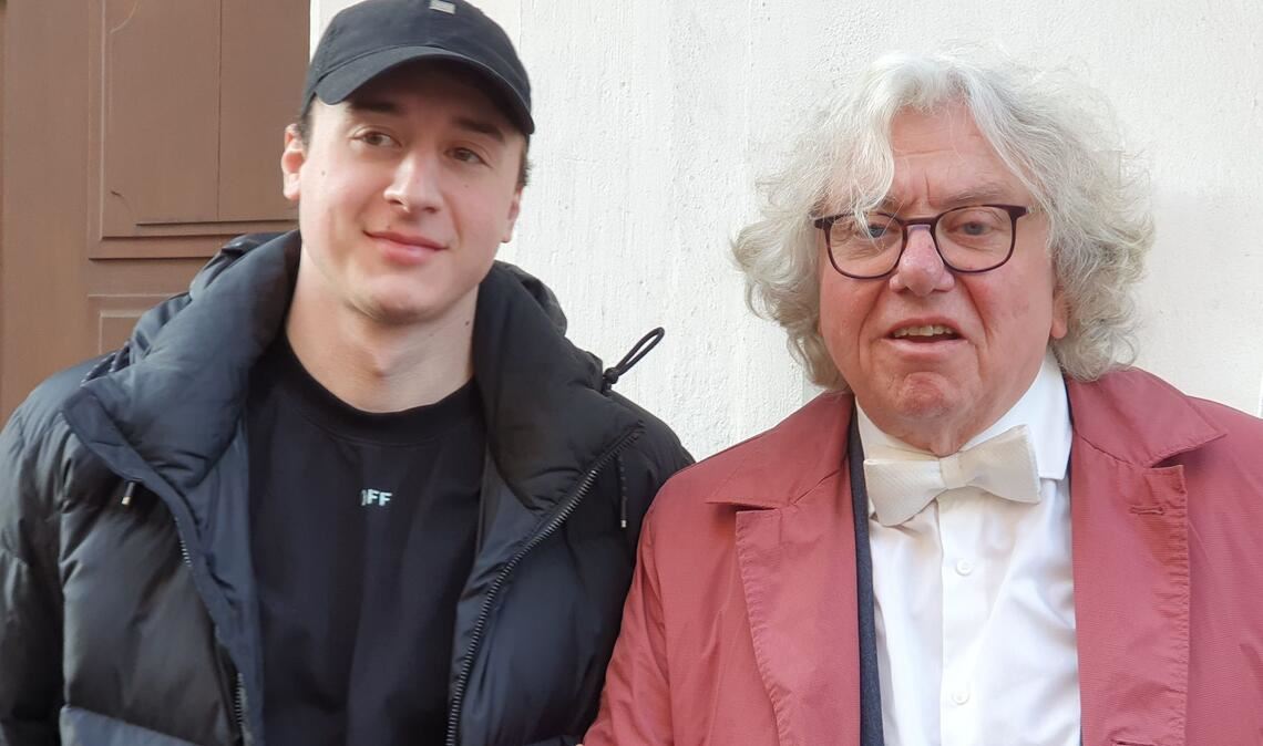 Maurizio Pastore (links) nach seinem siegreichen Prozess zusammen mit seinem Rechtsanwalt Christoph Nix.