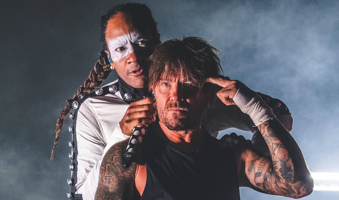 Maxim (links) und Rob Hilliday von The Prodigy bei einem Auftritt in Dänemark
