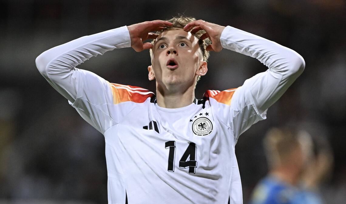 Maximilian Beier (Note 3): Wurde für Nick Woltemade eingewechselt (61.). Brachte mehr Tempo ins Spiel. Maximilian Beier war dadurch ein Unruheherd für die nordirische Abwehr.