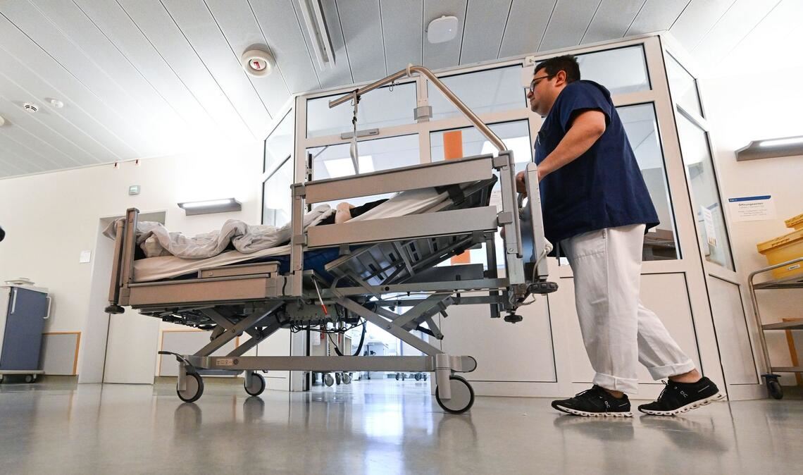 Mehr Geld für Pflege und Gesundheit wird mit breiter Mehrheit befürwortet. (Archivbild)