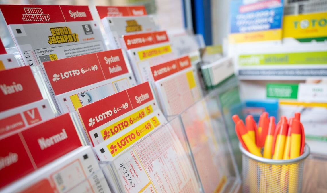 Mehr als 1,6 Millionen Euro hat ein Glückspilz aus Ulm gewonnen. (Symbolbild)