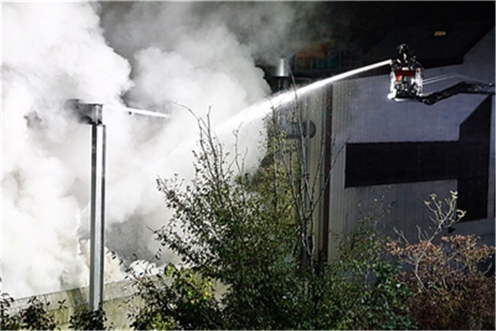 Mehrere Illinger haken bei der Verwaltung wegen des Süd-Rec-Brands nach. Foto: Archiv