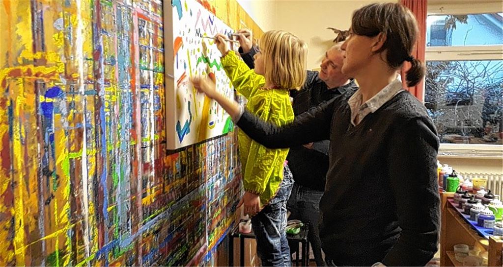 Ein Familienspaß wie gemalt