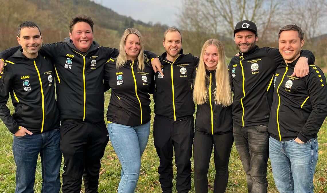 Meisterteam: Mannschaftsführer Jochen Palmer, Max Fink, Jenny Gneiser, Markus Burkhardt, Jana Hinkel, Adrian Mannhardt und Kevin Striegel. Foto: privat