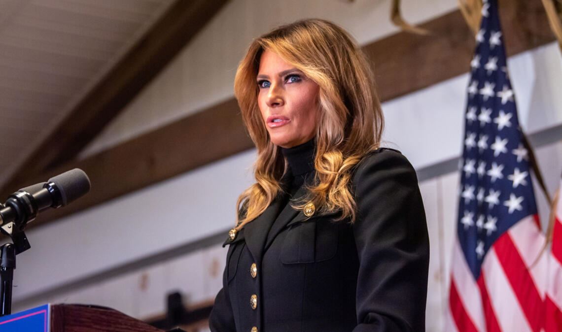 Melania Trump fordert Konsequenzen für Jimmy Kimmel nach einem kontroversen Witz über sie. Die First Lady wirft dem Moderator vor, Hass und Spaltung zu fördern.