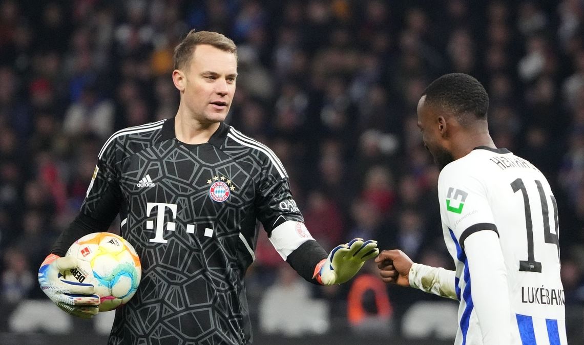 Meldete sich in Berlin wieder zurück im Bayern-Tor: Manuel Neuer (l).