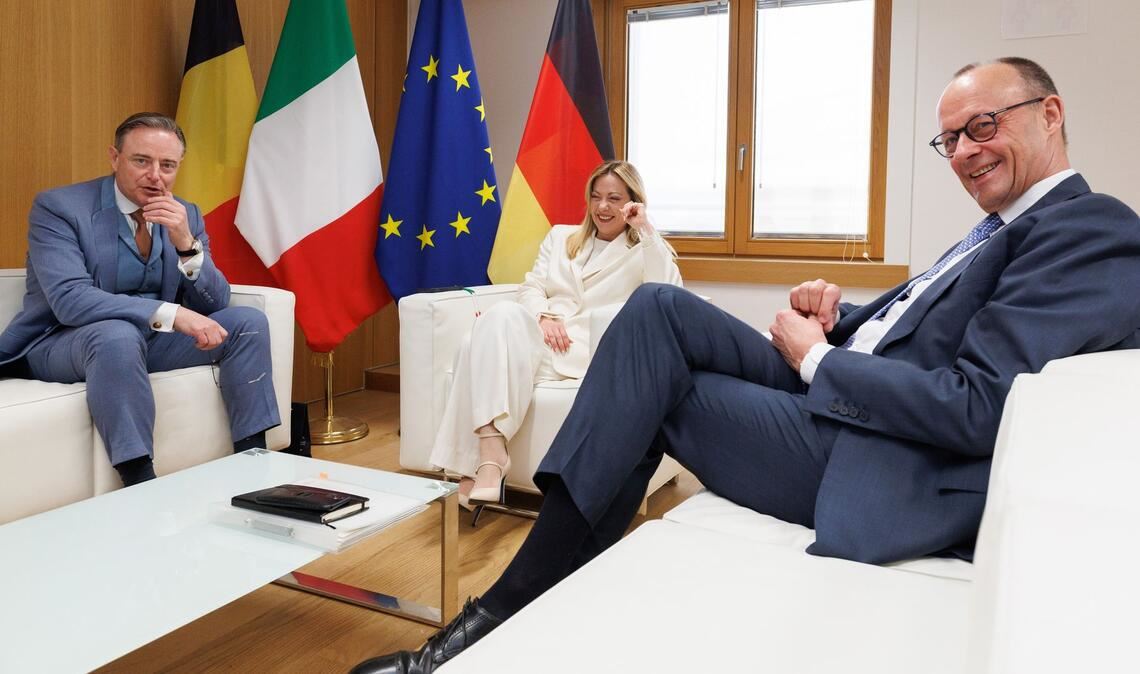 Meloni, Merz und De Wever treffen sich zum EU-Gipfelauftakt in Brüssel