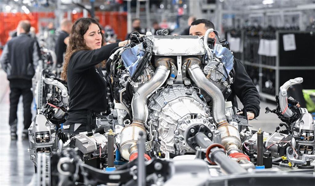 Mercedes-Fertigung in Sindelfingen: ohne Halbleiter geht in  der Autoproduktion nichts mehr.
