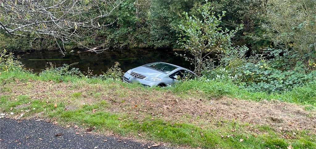 Mercedes auf Abwegen. Foto: Myroshnichenko