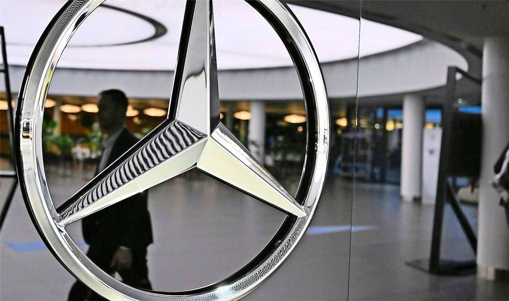 Mercedes bekennt sich zum Standort Deutschland. Die hiesigen Arbeitskosten seien im Vergleich zu   anderen Ländern allerdings zu hoch.