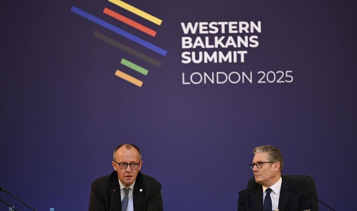 Merz konkretisierte seinen Aussagen bei einer Pressekonferenz in London.