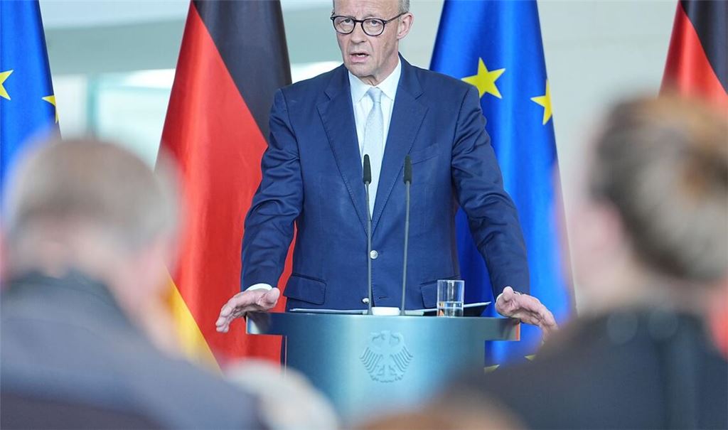 Merz versprach: Sollten die Preise weiter steigen, werde die Regierung handeln.
