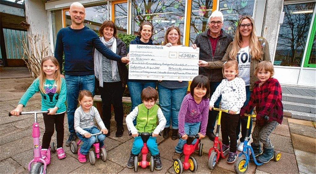 Weihnachtsmarkt-Teilnehmer spenden für den guten Zweck