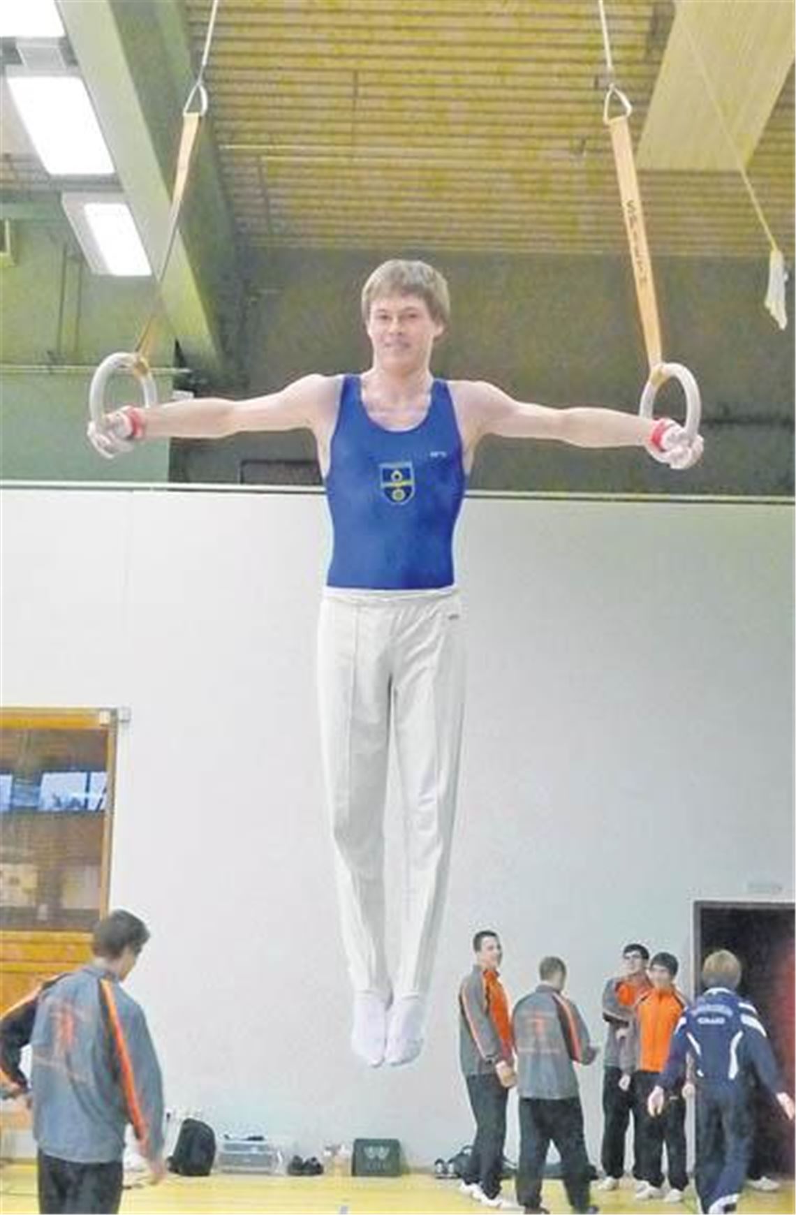 Michael Flamm zeigt eine der kraftaufwändigsten Übungen im Kunstturnen, den Kreuzhang an den Ringen, nahezu perfekt.
Foto: privat