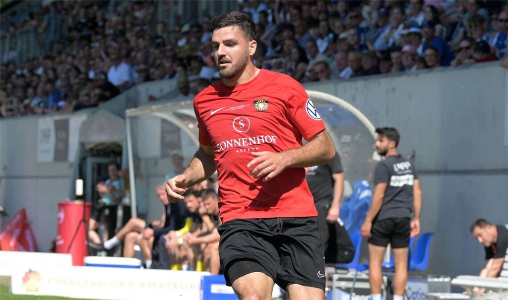 Michael Kleinschrodt wird nach dem Pokal-Coup der SG Sonnenhof Großaspach in Stuttgart überfallen und beraubt. Nun spricht er in einem Interview darüber (Archivfoto).