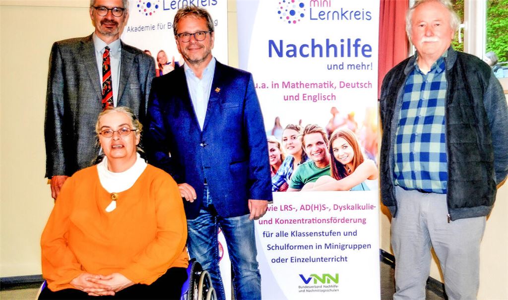 Michael Schoenberg, Andreas Felchle, Ursula Dörhage und Dieter Adam (v. li.) machen sich für die Ausbildungsreife von Jugendlichen stark. Foto: Stahlfeld