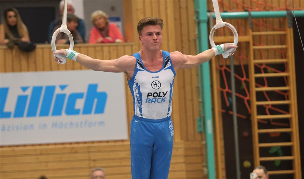 Mit 13 erturnten Scorepunkten ist Felix Dolci (hier an den Ringen) Top-Scorer des Wettkampfs. Foto: Rubner