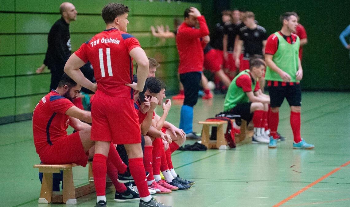 Mit 4:0 schlagen die Sportfreunde Mühlacker den TSV Ötisheim - fürs Halbfinale r...