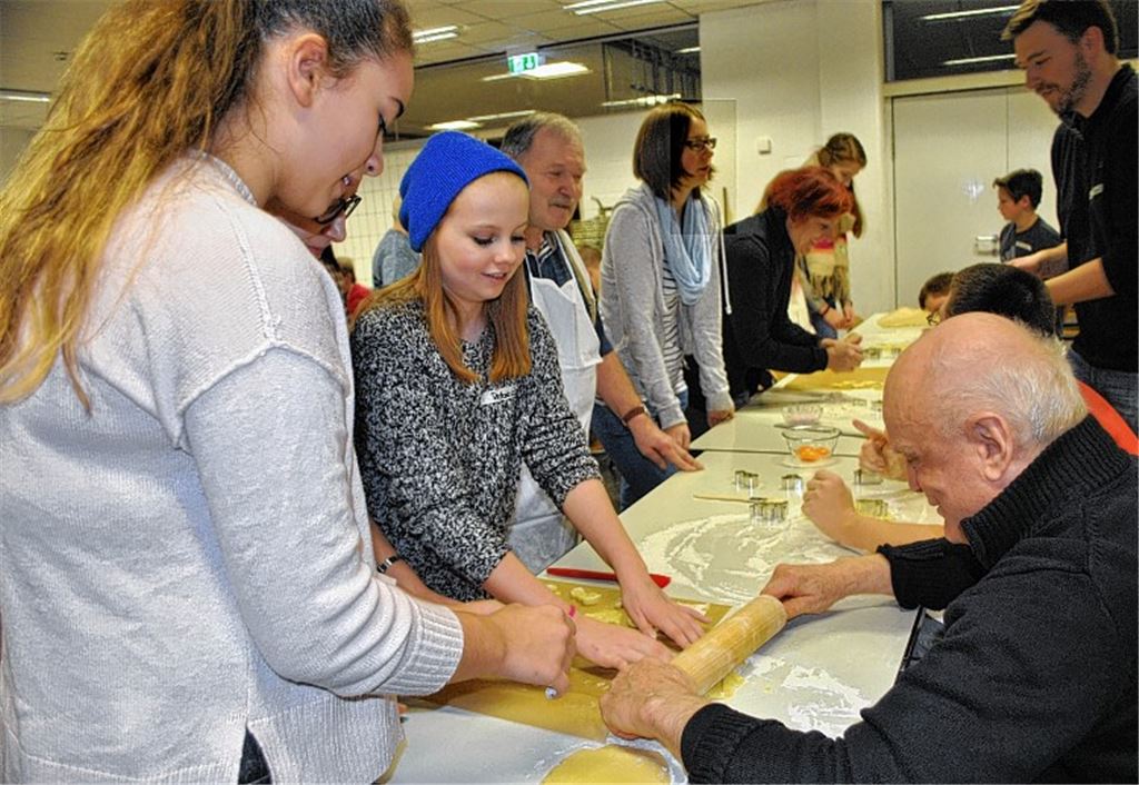 Weihnachtsfeier im Zeichen der Integration