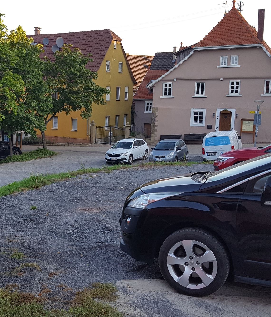 Mit Hilfe von Fördermitteln aus einem Landessanierungsprogramm wird die Sternenfelser Ortsmitte neu gestaltet. Foto: privat