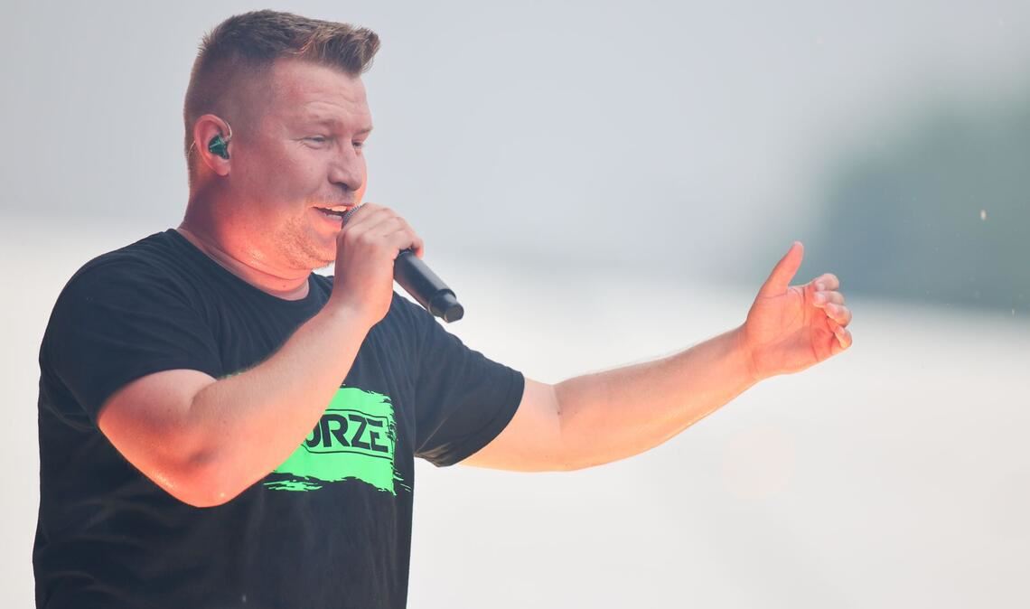 Mit "Layla" landete er einen Nummer-Eins-Hit: Schaukelpferd-Fan Schürze.