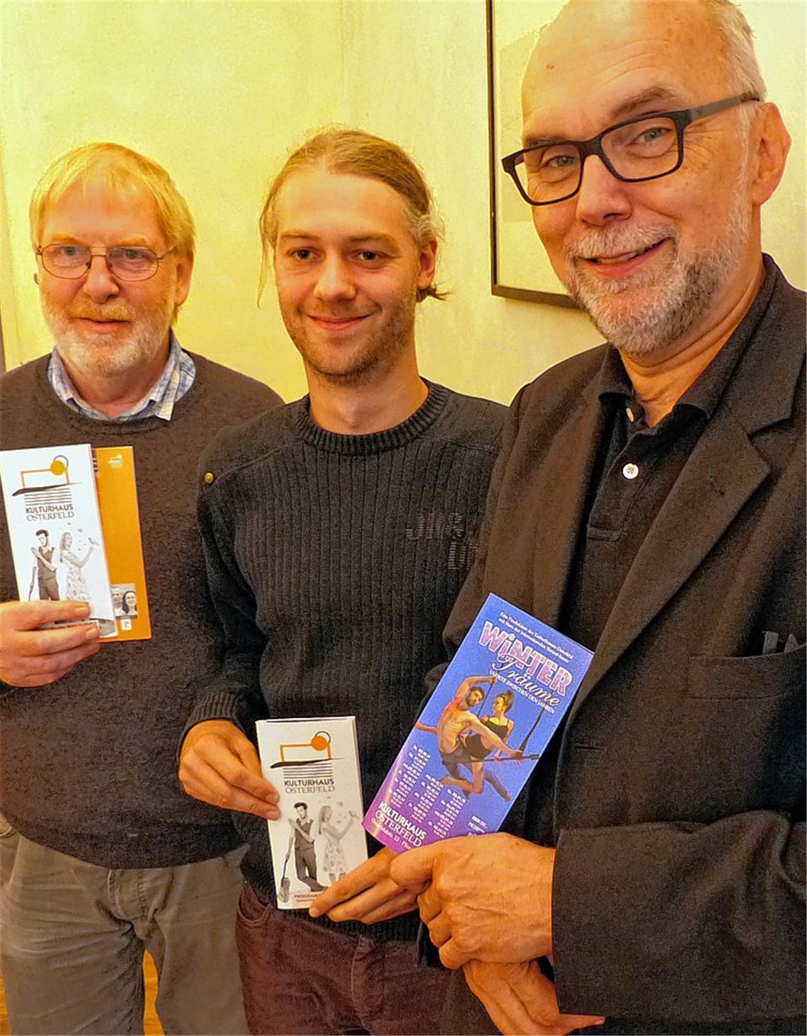 Mit Power in die zweite Hälfte: Bernd Klotz (stellvertretender Geschäftsführer), Thilo Hohmeister (Projekte Musik) und Geschäftsführer Gerhard Baral präsentieren das Programm.Foto: Roth