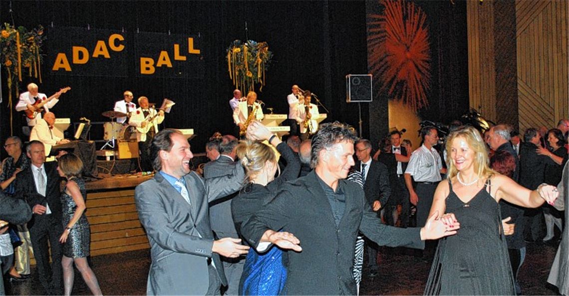 Mit dem ADAC-Ball 2016 geht die Ära im Gottlob-Frick-Saal des Mühlehofs zu Ende. Ohne Investitionen in die Sicherheit wird die Betriebsgenehmigung nicht verlängert. Archivfoto: Stahlfeld