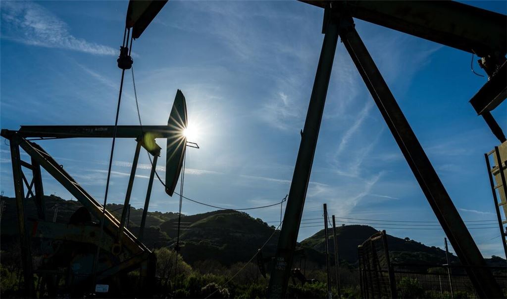 Mit dem Anstieg des Ölpreises drohen negative Folgen für die deutsche Wirtschaft (Archivbild)