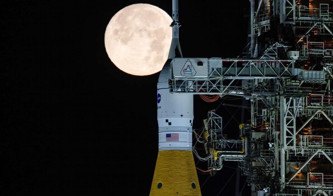 Mit der Mission "Artemis 2" sollen vier Astronauten bald in Richtung Mond fliegen. (Archivbild)